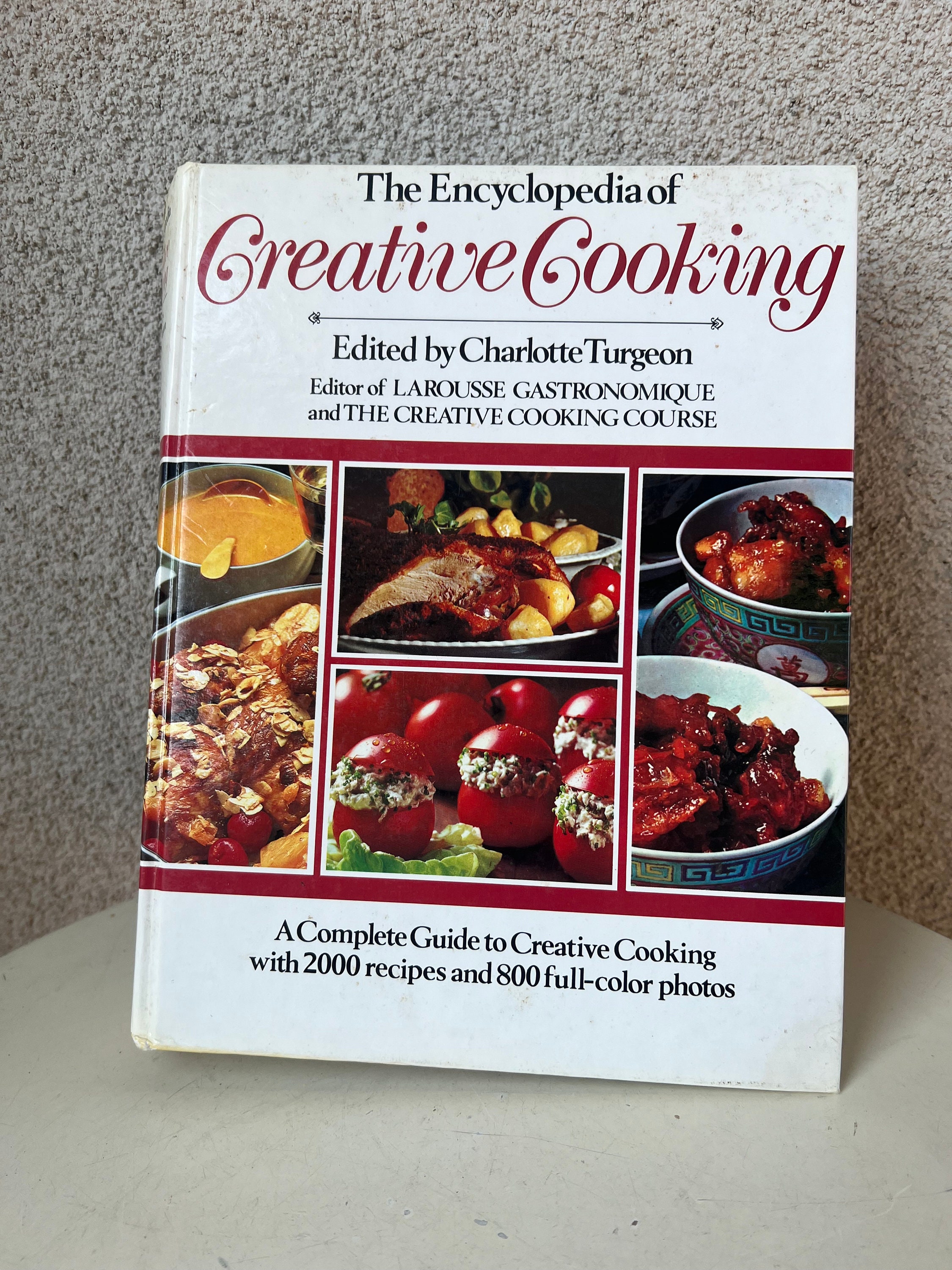 Vintage 1985 cookbook The Encyclopedia of Creative Cooking 2000 recipes illustrated