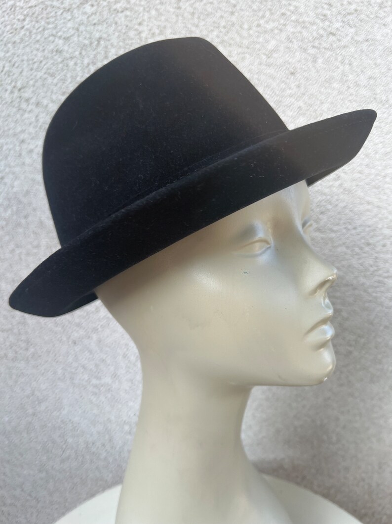 Vintage unisex classic jet black wool fedora hat by Pierre Cardin Paris size 7 3/8 image 2