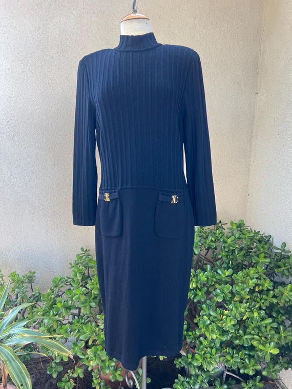 Vintage St John Collection Marie Gray black knit dress pockets gold accents  Sz 12.