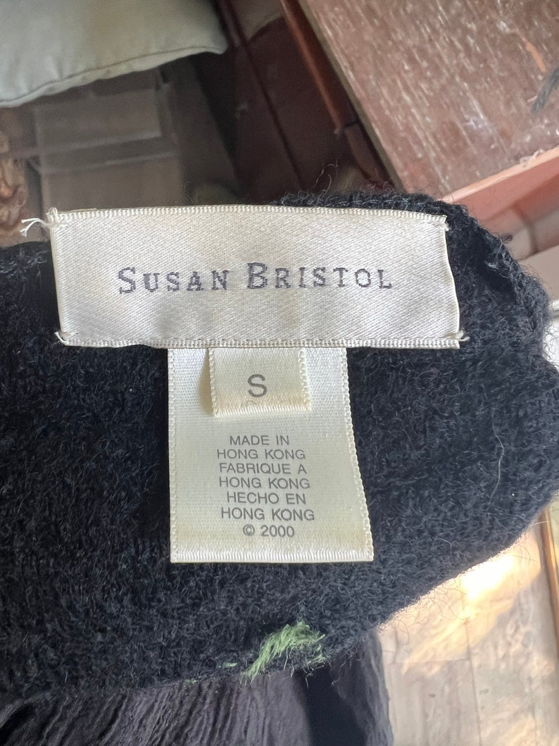 Vintage Susan Bristol boho wool cardigan black with red flowers Sz S image 4