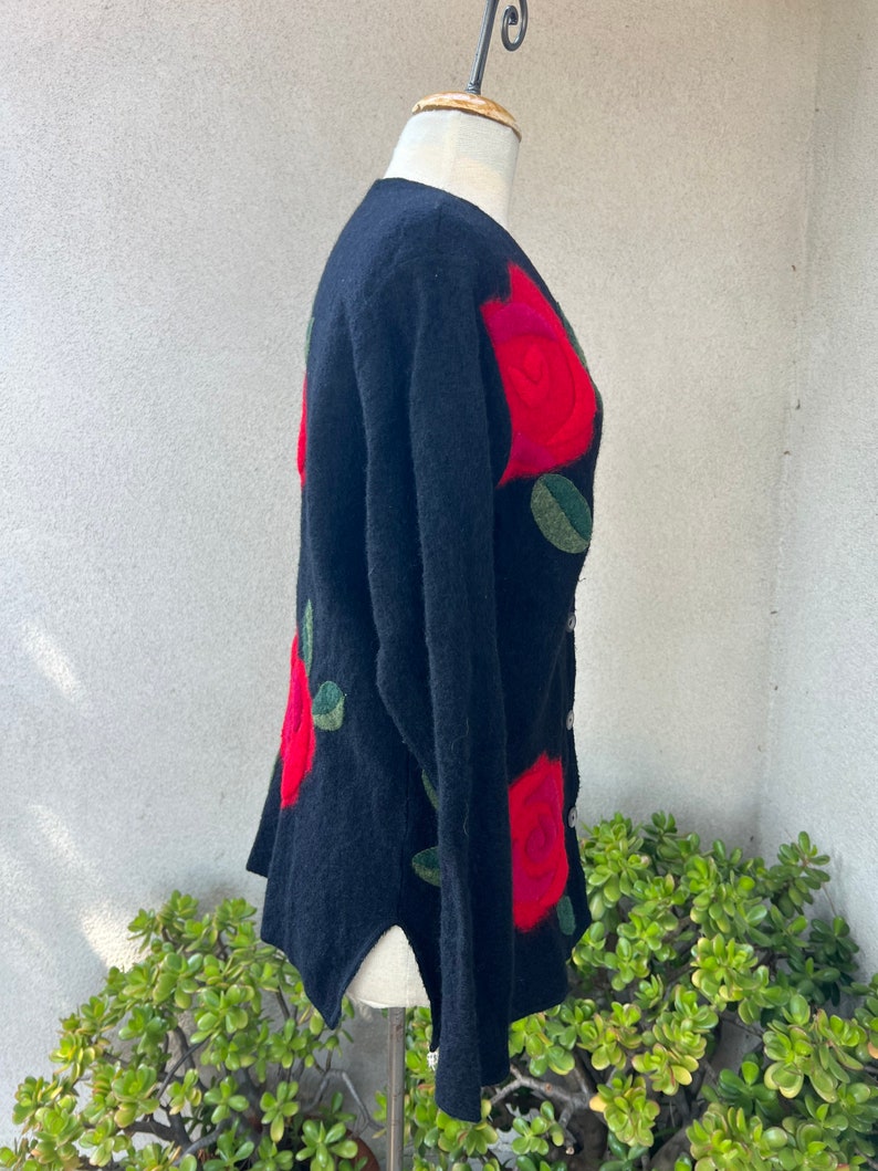 Vintage Susan Bristol boho wool cardigan black with red flowers Sz S image 5