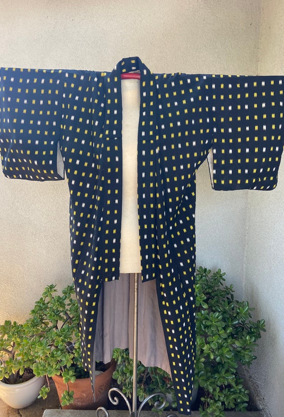 Vintage traditional Japanese Kimono black with ye… - image 1