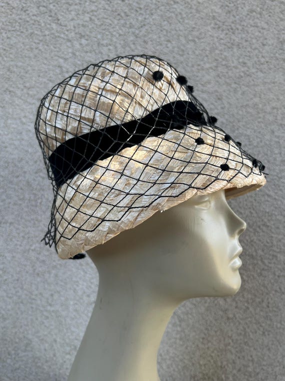 Vintage bucket ivory faux straw hat black velvet netting band size 20 Marston’s Vintage Ivory Faux Straw Bucket Hat: Black Velvet Netting  main image 3