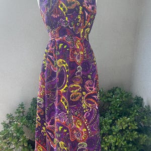 Vintage 70s mod maxi dress sleeveless purple paisley print empire waist Sz Small handmade