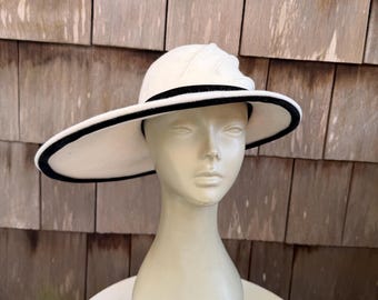 Vintage wool brim hat off white black trim lopsided brim sz 22” Kokin NWT
