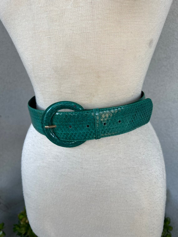 Vintage glam waist belt emerald green snake skin … - image 8