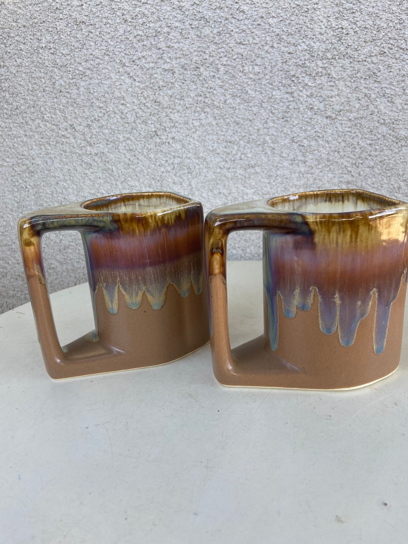 Vintage coffee mugs set 2 browns blue purple drip pottery with 3D shell theme by Padilla Mexico image 6