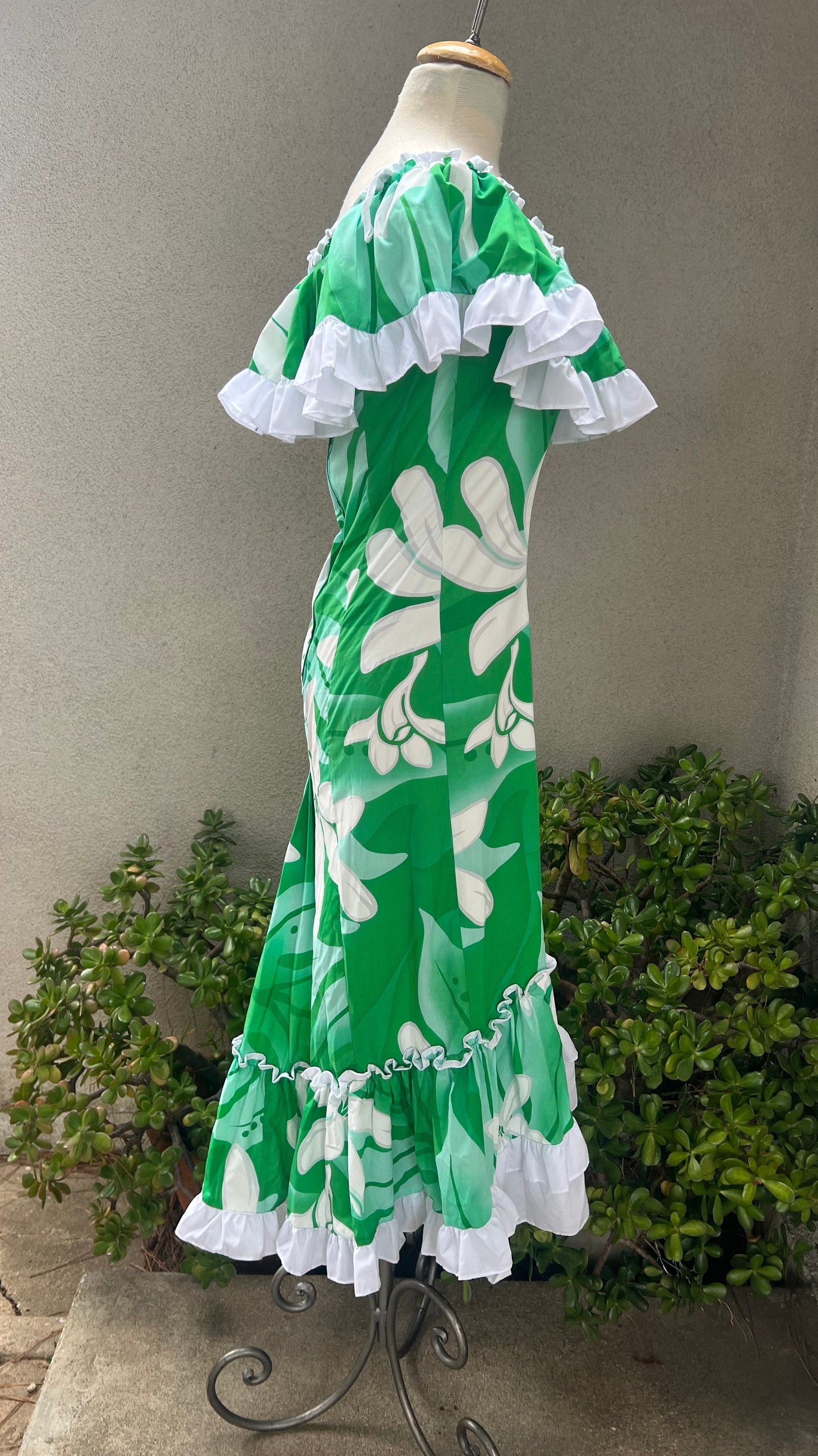 Vintage Hawaiian Luau Floral Dress Green White Ruffles Sz S