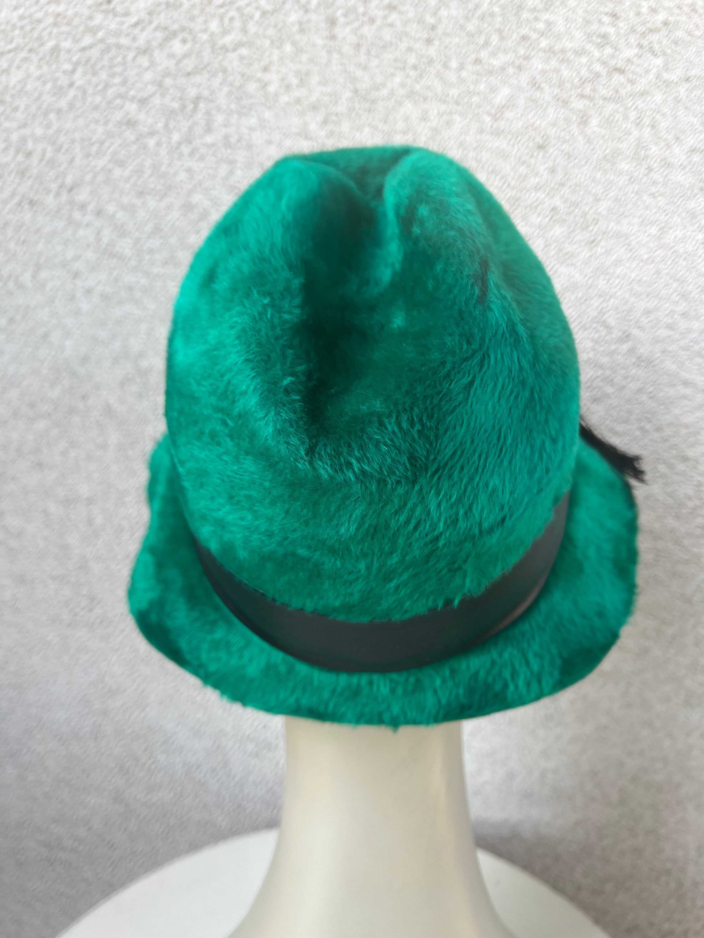Vintage forest green faux fur felt bucket hat size 21.5” Sears Fashion Millinery Faux Fur Green Vintage Hats for Women for sale | eBay main image 4