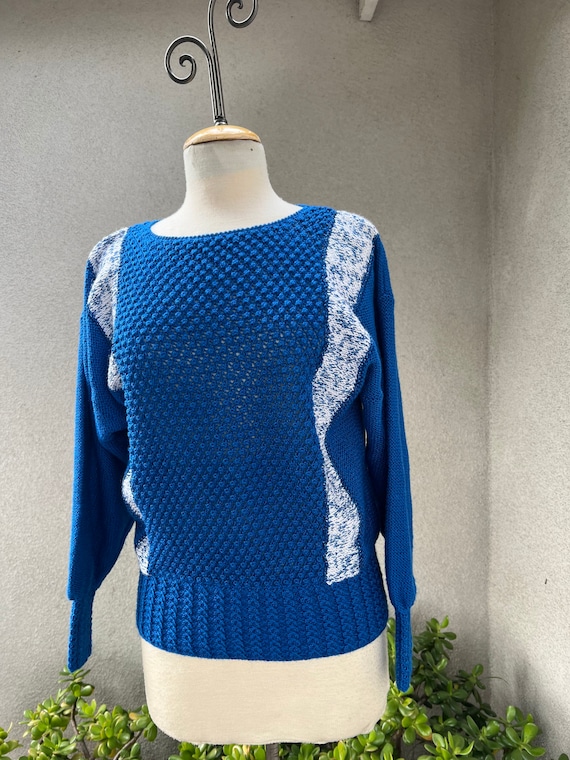 Vintage turquoise blues handmade crochet knit pull