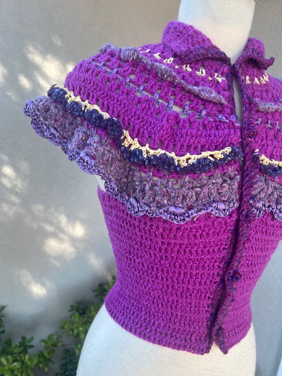 Vintage boho hand knit crochet vest top purples s… - image 4