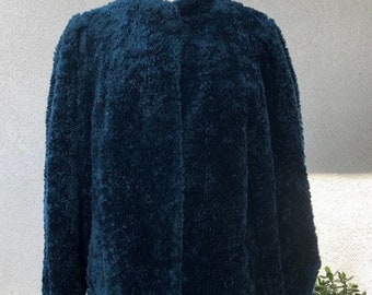 SALE Vintage faux fur curly knobby short jacket lined by Carol Horn teal blue sz 8 S