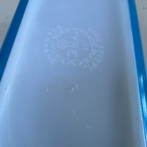 Vintage blue Pyrex small rectangular milk glass baking pan white snowflake 0502 1.5 pt image 9