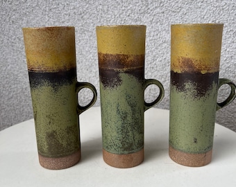 Vintage set 3 tall pottery mugs Robin Welch Pottery (1936-2019) England 10 oz multi colors handle