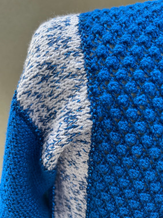 Vintage turquoise blues handmade crochet knit pul… - image 8