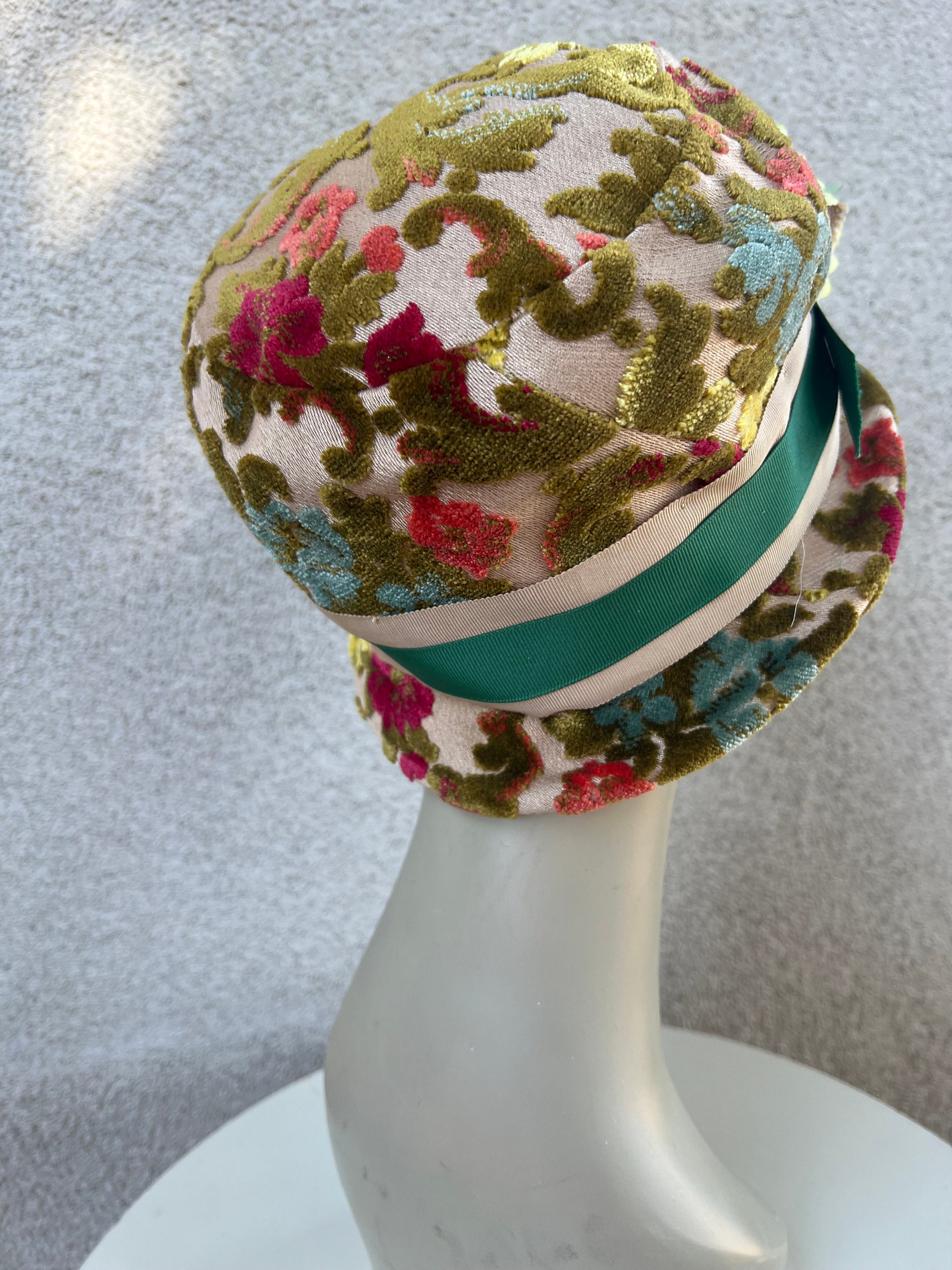 Vintage Funky Boho Bucket Hat Brocade Fabric Flower Sz 21.5 