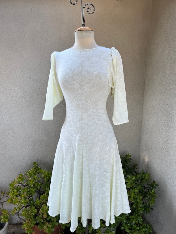 Vintage All that Jazz 80s sheer floral dress soft lemony green color Sz Small