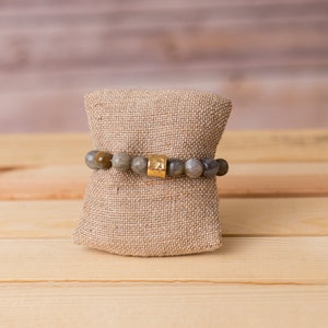 Labradorite Bracelet stretch bracelet gemstone bracelet layer bracelet minimalist quality bracelet, stack bracelet every day bracelet