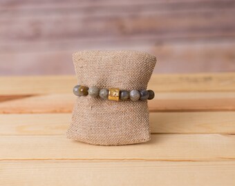 Labradorite Bracelet stretch bracelet gemstone bracelet layer bracelet minimalist quality bracelet, stack bracelet every day bracelet