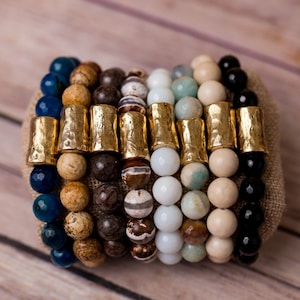 Gemstone Stretch Bracelet, layer bracelet, beaded bracelet, handmade bracelet, stack bracelet, gift for her, every day bracelet, gold