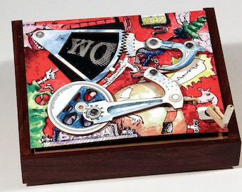 The Ambigulator MechaniCard - desktop kinetic sculpture and scanimation automaton