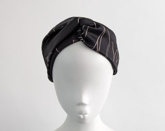 Faixa de cabeça em cetim preto: acessório de cabelo estilo turbante estilo boho luxuoso