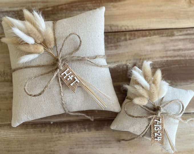 Natural Cotton Ring Bearer Pillow with Dried Bunny Tail Grass- Jute Twine and Personalized Burlap Tag- Mini Pampas Style Bouquet-Boho