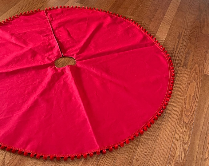 Duck Canvas Pom Pom Tree Skirt- Red, Natural or Burgundy-Modern Christmas Decor- Natural Christmas Decor- Velvet Pom Poms