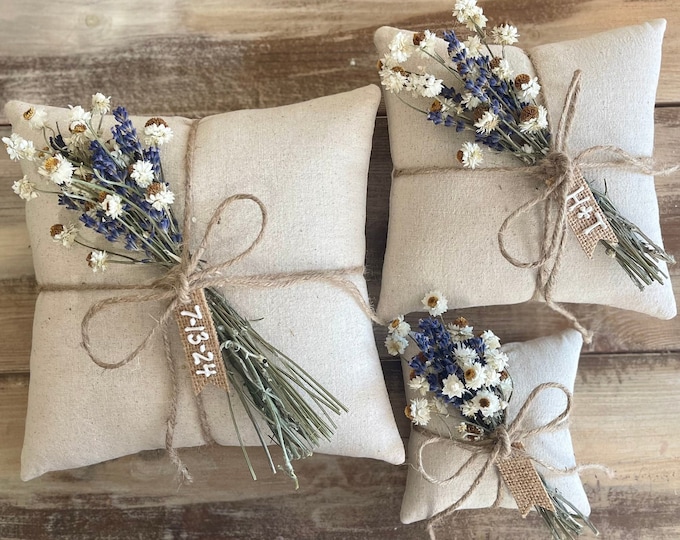 Organic White Linen Ring Bearer Pillow with Dried Lavender & Ammobium- Jute Twine and Personalized Burlap Tag- Dried Bouquet-Mini Daisies