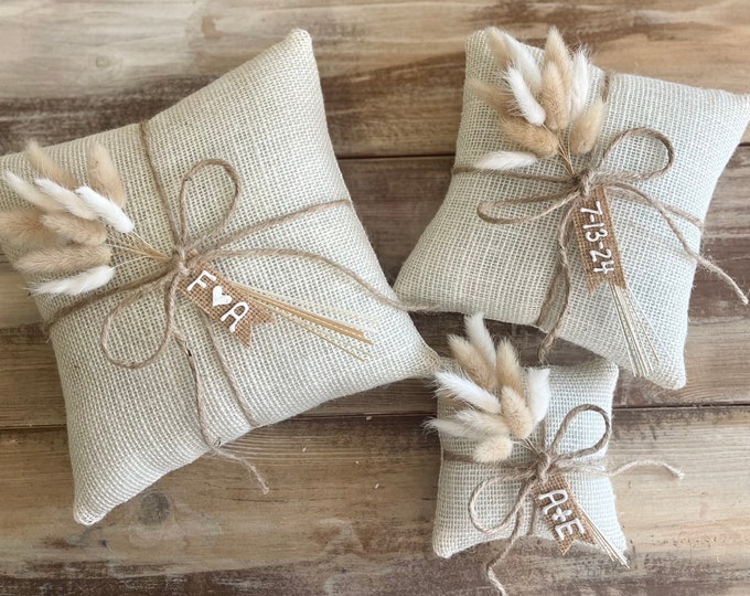 Burlap Ring Bearer Pillow With Dried Bunny Grass- Natural or Ivory Burlap- Mini Pampas Grass- Wedding Ceremony- Wedding Keepsake-Personalize