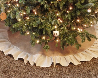 Falda de árbol de Navidad de arpillera natural con volantes color crudo - Estilo rústico - Decoración navideña campestre - Beige y blanco - Navidad campestre
