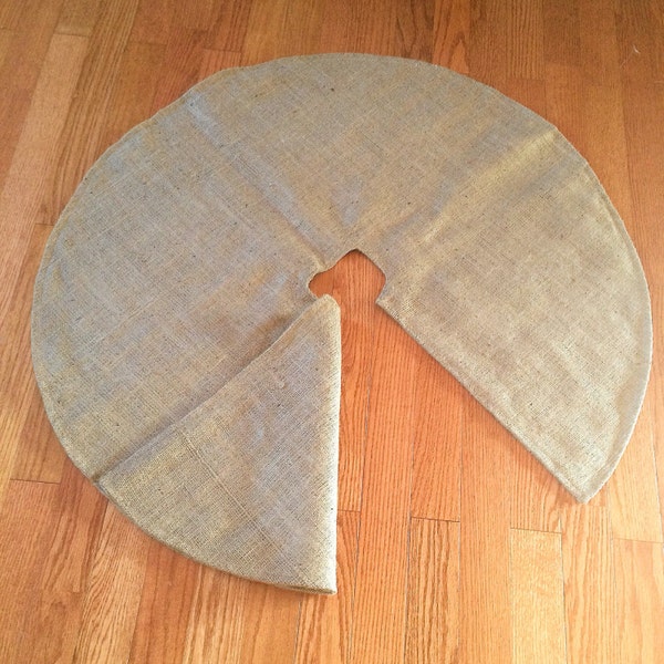 Natural Burlap Christmas Tree Skirt--Two Sizes/Four Colors Available-Medium/Large-Rustic/Folk/Country-Simple