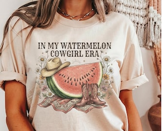 Camiseta Comfort Colors® Watermelon Cowgirl, Camiseta gráfica de sandía de verano, Camiseta "In my Watermelon Cowgirl Era", Regalo del Mes Nacional de la Sandía