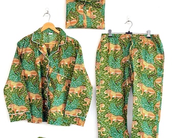 Set pigiama da donna in cotone con stampa leopardata verde, pigiama stampato a mano con tecnica block print, set pigiama a maniche lunghe, pigiama per damigella d'onore, regalo per la festa di nozze.