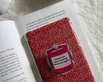 Magnetic Kindle Stand “Smells Like She’s Reading Romance Again” | Romance Candle E-reader, Burgundy | Magnetic Grip - Phone Handle