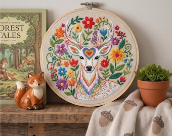 Kit de bordado de ciervo arcoíris, conjunto de costura DIY con motivos florales del bosque, arte de aro con ciervo estilo boho.