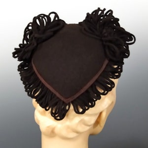 Chocolate Brown Felt Tilt Hat Calot with Looped Trim Vintage 1940's Fashions image 4