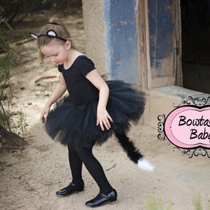 Cat costume . Girls Halloween costume. Black cat tutu set with ears image 9