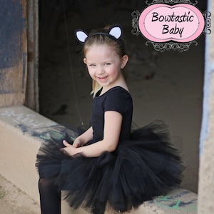 Cat costume . Girls Halloween costume. Black cat tutu set with ears image 2