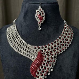 Conjunto de joyería nupcial india artificial, collar y pendientes chapados en oro con rubíes y diamantes, conjunto de boda.
