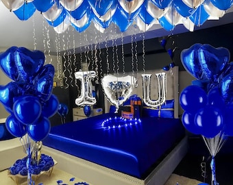 Kit de globos "Te amo" / Globos de aluminio azul rey, plateados y en forma de corazón, pétalos de rosa