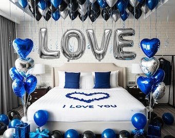 Kit de globos "Te amo" / Azul marino, plateado, negro, globos en forma de corazón, pétalos de rosa azules (Propuesta de matrimonio, Aniversario)