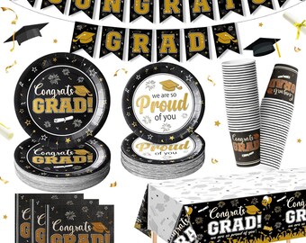 Juego de vajilla para fiesta de graduación / Clase de 2026: platos, servilletas y pancarta en negro y dorado.
