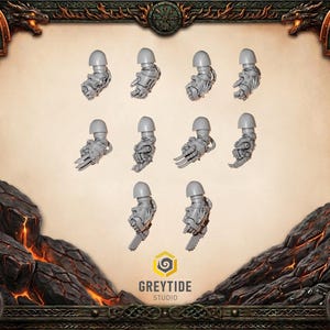 Puede incluir: Una colección de doce componentes de brazo en miniatura de plástico gris, cada uno con una parte superior en forma de casco y detalles mecánicos. Los componentes están dispuestos sobre un fondo decorativo con el logotipo "GREYTIDE STUDIO".