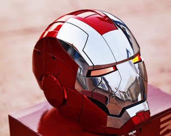 Mark 5 LED Voice-Controlled Helmet with Touch Sensor, Wearable Cosplay Costume Helmet, Halloween & Christmas Gift for Superhero Fans