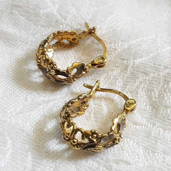 Vintage Hoop Earrings * Pierced Earrings * Gold wash over Sterling Silver jewelry * Ornate Filigree Style * Latching Pierced Ear Post