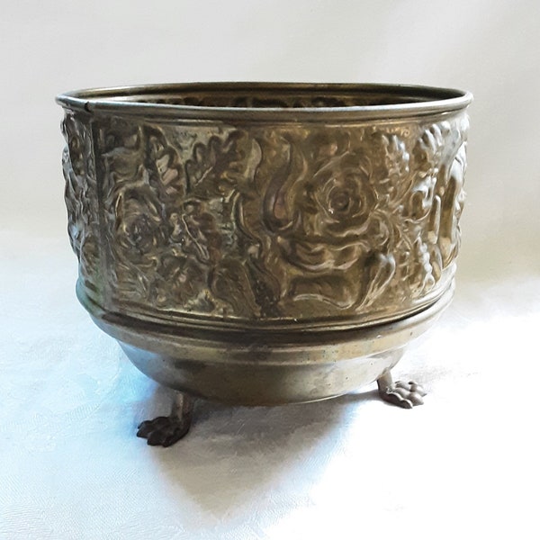 Vintage Brass Round Planter * Roses * Paw Feet * Made in England * Raised Design * Lion Paws * Romantic Rustic Chic Decor