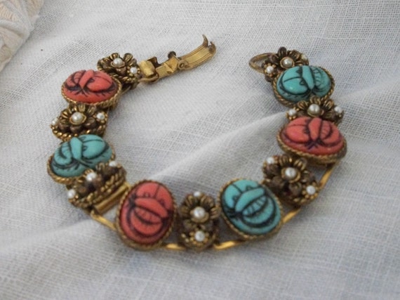 Vintage Scarab Bracelet ~ Faux Pearl ~ Link Style… - image 1