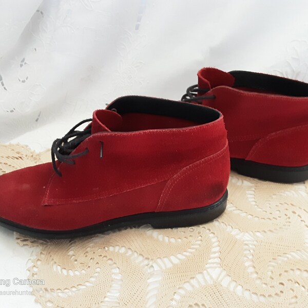 Vintage USA Made Red Suede Leather Ankle Boots * Eddie Bauer Lace Up Boots * Ladies Size 9