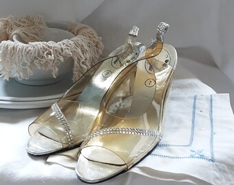 Vintage Slingback Clear Heels * Rhinestone Accents * Silver tone * Marked Size 7 * Plastic Heels * Sparkling Shoes